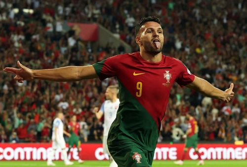 Phút 18, Goncalo Ramos mở tỷ số cho đội chủ nhà