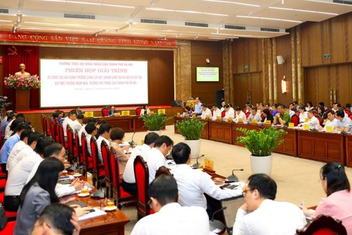 Toàn cảnh phiên họp do HĐND TP Hà Nội tổ chức ngày 17/10. Ảnh: Thanh Hùng