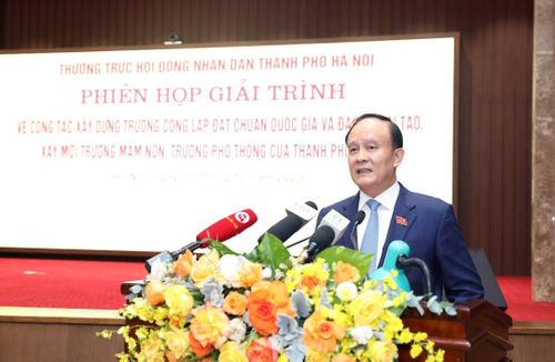 Chủ tịch HĐND thành phố Hà Nội Nguyễn Ngọc Tuấn phát biếu bế mạc phiên giai trình.