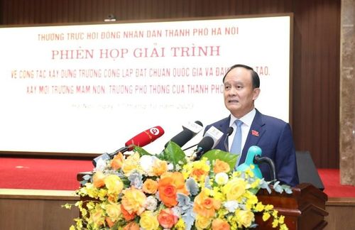 Chủ tịch HĐND TP. Hà Nội Nguyễn Ngọc Tuấn phát biểu bế mạc phiêm giải trình.