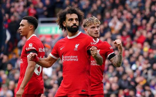Salah tỏa sáng giúp Liverpool giành chiến thắng 2-0 và tạm dẫn đầu BXH. Ảnh: PA/Peter Byrne