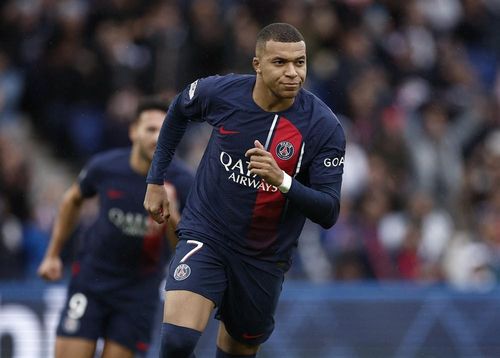 Chân sút người Pháp đưa PSG vượt lên dẫn trước ở phút thứ 10 với một quả phạt đền được thực hiện sau khi đồng đội Goncalo Ramos bị phạm lỗi