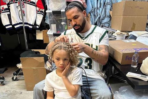 Drake và con trai
