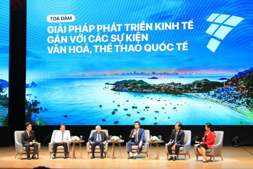 Tọa đàm Giải pháp phát triển kinh tế gắn với các sự kiện văn hóa, thể thao quốc tế. Ảnh: D.P