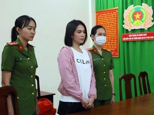 Ngọc Trinh bị cơ quan Công an thi hành lệnh tạm giam do gây rối trật tự công cộng.