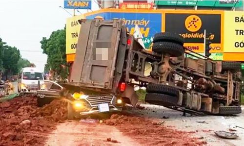 Hiện trường vụ tai nạn khiến một người tử vong do tài xế Đ.Đ.Q. gây ra