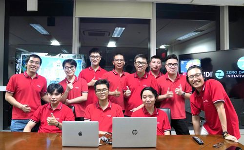 Các chuyên gia Công ty An ninh mạng Viettel tham gia cuộc thi Pwn2Own Toronto 2023