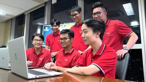 Đội ngũ chuyên gia của VCS đã tham gia Pwn2Own 6 lần, trong đó ngay lần đầu tiên đã đứng thứ 5. 