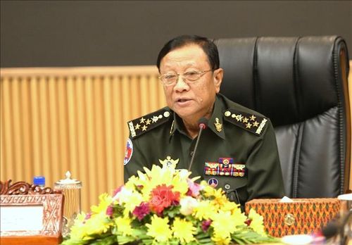 Đại tướng Neang Phat, Quốc vụ khanh thường trực Bộ Quốc phòng Campuchia phát biểu tại buổi tiếp Đoàn cựu quân tình nguyện, cựu chuyên gia và gia đình có người thân hy sinh trên chiến trường Campuchia. Ảnh: Hoàng Minh/Pv TTXVN tại Campuchia