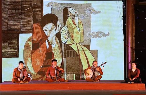 Một tiết mục biểu diễn của một Câu lạc bộ hát Xẩm đến từ Thành phố Hồ Chí Minh.