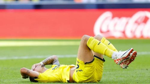  Yeremy Pino: Tiền đạo trị giá 30 triệu Bảng của Villarreal cũng dính chấn thương nghiêm trọng nên chưa thể ra sân. 