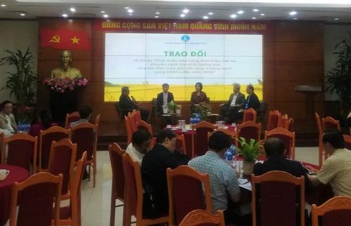 Bộ trưởng Bộ NN&PTNT Lê Minh Hoan gặp gỡ đoàn đại biểu Quốc hội các tỉnh Đồng bằng sông Cửu Long – Ảnh: VGP/Đỗ Hương
