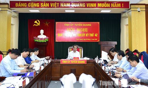 Các đại biểu dự hội nghị.