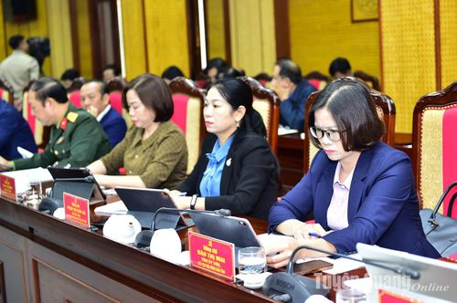 Đại biểu dự hội nghị.