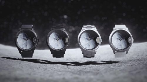 Col&MacArthur, hãng sản xuất đồng hồ tại Bỉ đã giới thiệu NASA X Interstellar LUNAR1,622. Đây là mẫu đồng hồ hợp tác với Cơ quan Hàng không Vũ trụ Mỹ (NASA), thiết kế lấy cảm hứng từ Mặt Trăng.