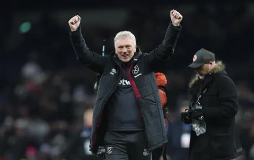 Chiến thắng giúp thầy trò HLV David Moyes leo lên vị trí thứ 9 với 24 điểm.