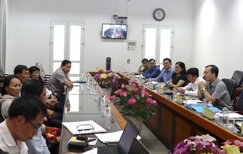Phó Chủ tịch UBND tỉnh Trần Trí Quang đối thoại với hộ ông Nguyễn Văn Thiệu (ngụ phường Tân Quy Đông, TP Sa Đéc)