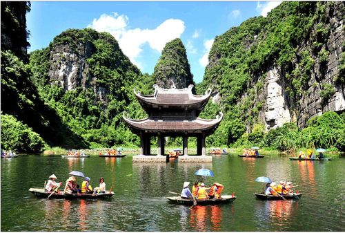 Non nước Tràng An - Ninh Bình (Ảnh: Xuân Lâm).