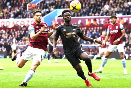 Trận đấu giữa Aston Villa và Arsenal xứng đáng trận cầu tâm điểm vòng 16 Ngoại hạng Anh. Ảnh: DM