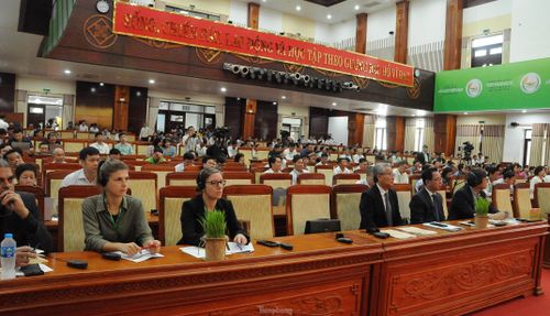 Quang cảnh hội thảo. Ảnh: Cảnh Kỳ.