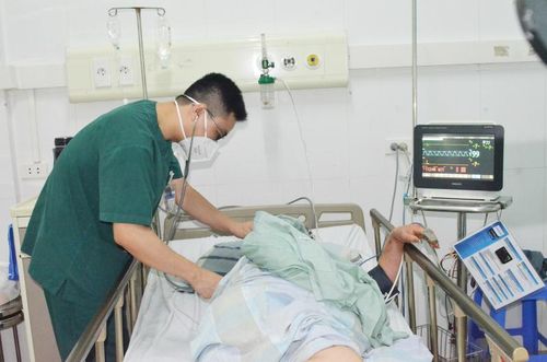 Sốt xuất huyết là một loại bệnh dịch nguy hiểm, nếu muỗi truyền bệnh càng nhiều, tốc độ lây lan bệnh càng nhanh.