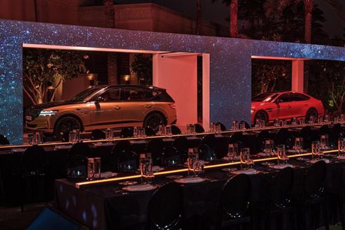 Genesis đã tiết lộ các mẫu xe G90 One Of One, G80 Performance và GV80 Twilight Edition cùng với chương trình One of One. Trong đó, chiếc, G80 Performance được trang bị bộ widebody thân rộng đặc biệt, mâm 21 inch và hệ thống treo được điều chỉnh thể thao.
