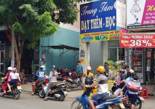 Một trung tâm dạy thêm - học thêm tại quận Tân Phú, TPHCM. Ảnh: Lê Nam