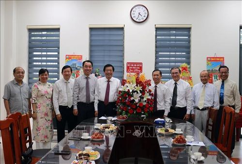 Đoàn lãnh đạo tỉnh Vĩnh Long thăm, chúc mừng Giáng sinh năm 2023 tại Ban đại diện Hội thánh Tin lành Việt Nam (miền Nam) tỉnh Vĩnh Long.