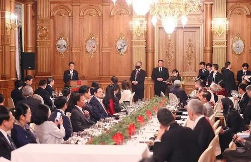 Thủ tướng Phạm Minh Chính và Trưởng đoàn các nước ASEAN dự tiệc chiêu đãi của Thủ tướng Nhật Bản Kishida Fumio và Phu nhân. Ảnh: TTXVN