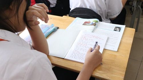 Tình trạng học thêm - dạy thêm tràn lan vẫn diễn ra ở các thành phố lớn. Ảnh minh họa: Khôi Nguyên