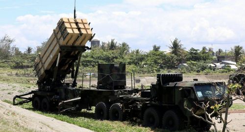 Trong đó, 250 quả được đặt hàng trực tiếp cho nhu cầu của Quân đội Mỹ, phần còn lại nhằm cung cấp cho các đồng minh. Đồng thời, tiềm năng tăng tỷ lệ sản xuất nằm ở “mức trần” 15 - 20% mỗi năm.