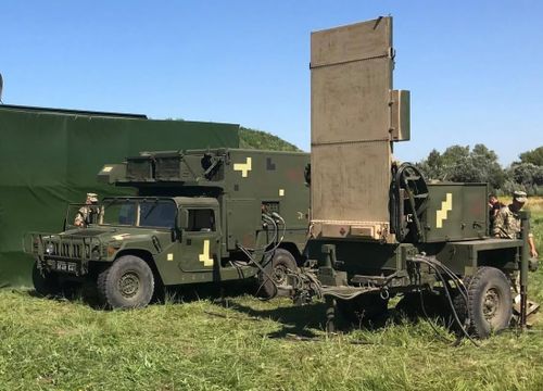 Quân đội Ukraine có ưu thế chế áp các trận địa pháo binh Nga, dựa vào các hệ thống radar trinh sát pháo binh của phương Tây viện trợ. Theo thông tin của Ukraine, trong suốt cuộc phản công mùa hè vừa qua, Quân đội Ukraine đã vô hiệu hóa tới 1.000 khẩu pháo các loại của Nga.