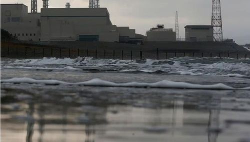 Nhà máy điện hạt nhân Kashiwazaki Kariwa của Công ty Điện lực Tokyo (TEPCO), nhà máy điện hạt nhân lớn nhất thế giới, bên bờ biển ở Kashiwazaki, ngày 12 tháng 11 năm 2012. Ảnh Reuters