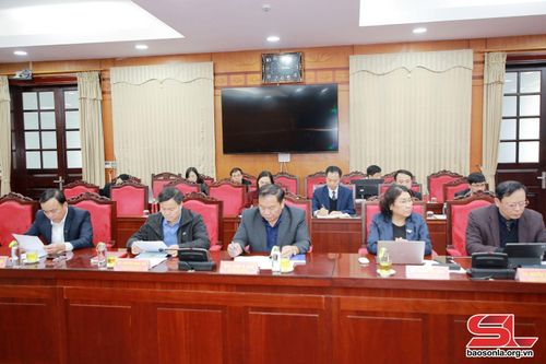 Các đại biểu dự hội nghị.