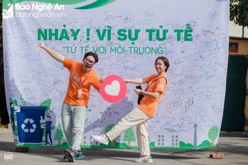  Việt Anh là một người năng nổ với các hoạt động cộng đồng. Ảnh: NVCC 