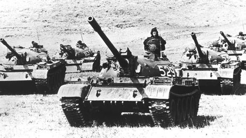 Giống như T-34, xe tăng T-54/55 được thiết kế để có thể sản xuất nhanh với chi phí rẻ.