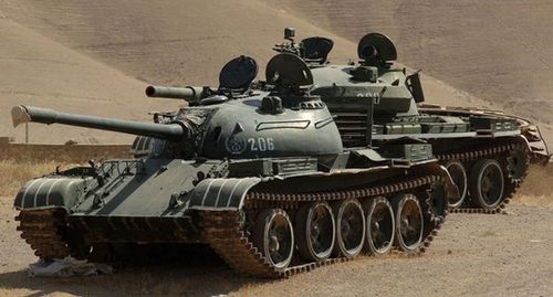 Vào thập niên 1970, mỗi chiếc T-54/55 có giá khoảng 115.000 USD, chỉ bằng 37% so với giá 1 chiếc M48 Patton của Mỹ.