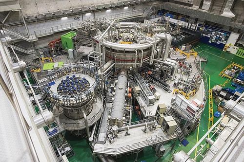 Một lò phản ứng nhiệt hạch tại Viện nghiên cứu tiên tiến Tokamak siêu dẫn Hàn Quốc