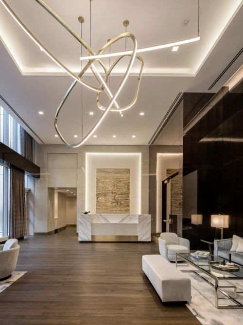 Tuy xa hoa và đầy tiện ích, căn penthouse vẫn "ế khách". Tính đến năm 2022, căn hộ đắt đỏ nhất được bán ở New York thuộc về tầng áp mái tại Central Park South, với giá gần 190 triệu USD. Như vậy, mức giá 250 triệu USD của căn penthouse The One Above All Else tại tòa Central Park Tower vẫn quá xa vời.