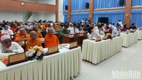 Quang cảnh buổi họp mặt.