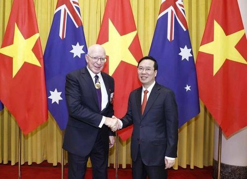 Chủ tịch nước Võ Văn Thưởng và Toàn quyền Australia David Hurley. Ảnh: TTXVN
