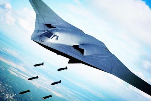 B-21 được thiết kế đặc biệt để giảm thiểu rủi ro trong chiến đấu, nhờ các bài học kinh nghiệm được rút ra từ các chương trình máy bay ném bom trước đó. Kích thước của B-21, nhỏ hơn B-2 với trọng tải giảm đáng kể, nhưng có tầm hoạt động rất xa.