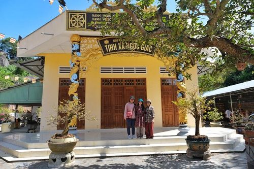 Tịnh xá Ngọc Giác như một chốn về an nhiên cho phật tử và du khách thập phương. Ảnh: H.N