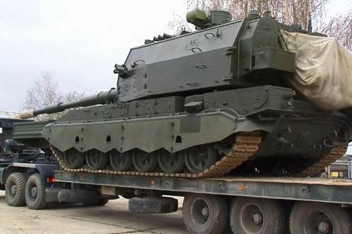Là phương tiện có tầm hoạt động 70 - 80 km, 2S35 Coalition-SV dự kiến sẽ được đưa ra tiền tuyến trong năm nay. Các nhà phân tích quân sự lưu ý rằng tổ hợp pháo binh này đã thiết lập một tiêu chuẩn mới cho pháo tự hành với tốc độ bắn vượt trội hơn 10 phát/phút hoặc thậm chí có thể là 16 phát/phút.