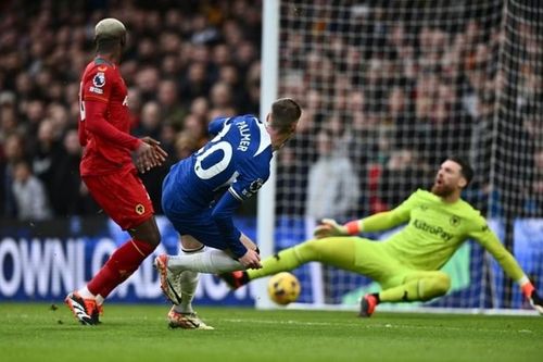 Cole Palmer mở tỷ số cho Chelsea ở phút 19.