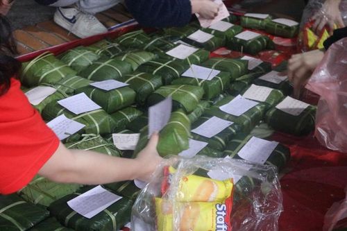Cùng những lời chúc, lời động viên nhân dịp Tết đến xuân về.