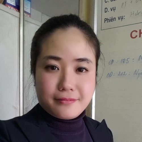 Chị Nhữ Thùy Dung cho biết đã có hơn 10 năm gắn bó với ngành đường sắt. Ảnh: NVCC.