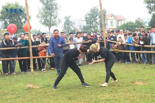 Hội vật truyền thống được duy trì, tổ chức hằng năm nhằm tạo sân chơi lành mạnh, đáp ứng nhu cầu vui chơi của Nhân dân trong xã và các xã lân cận vùng Đông Nam của huyện Hoằng Hóa.