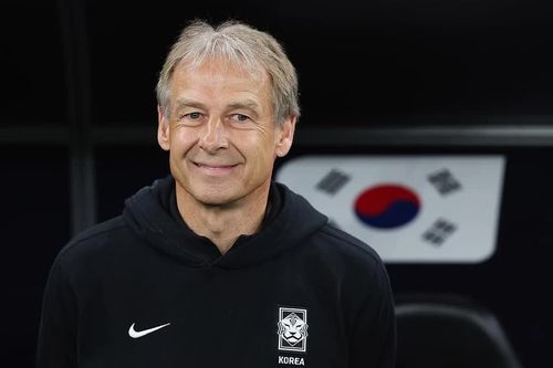 HLV Klinsmann chịu áp lực lớn từ dư luận Hàn Quốc.