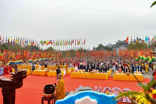 Quần thể chùa Bái Đính hiện nay rộng 1.700 ha, bao gồm khu chùa Bái Đính cổ, chùa Bái Đính mới, và các khu vực khác như công viên văn hóa và học viện Phật giáo...